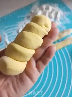 Make The caterpillar pumpkin sausage roll step 15