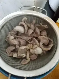 Make Sour lemon duck kidney step 3
