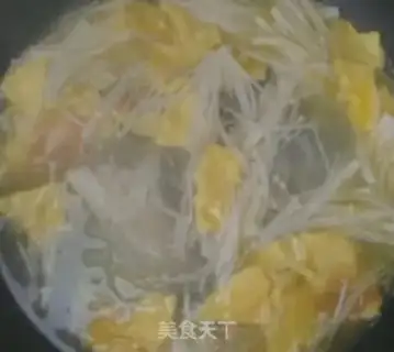 Make Egg doll soup step 4
