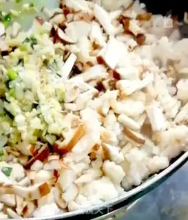 Make Shrimp sauce and tofu step 3