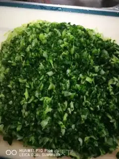Make Scrambled cabbage step 1