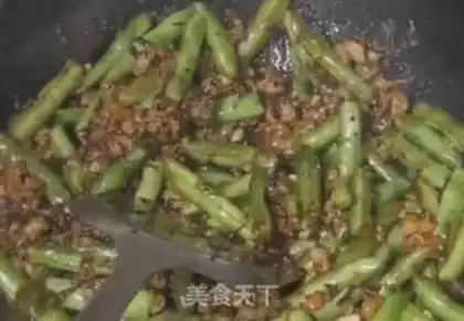 Make ♪ The last of the olive gravy ♪ step 6