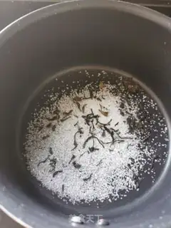 Make Milk and iced tea step 5