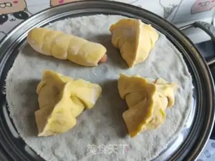 Make Pumpkin Sugar Triangle step 14