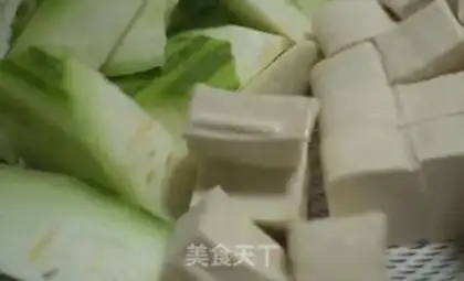 Make Yellowfish tofu soup step 4