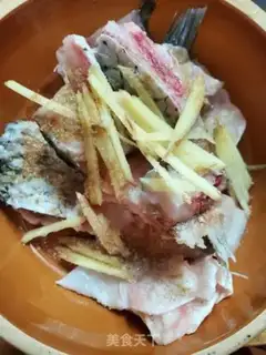 Make Fish bones step 1