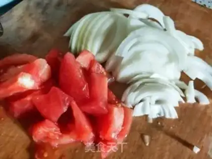 Make Onion fried eggs step 1