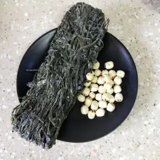 Make Lianko sea chord soup step 1