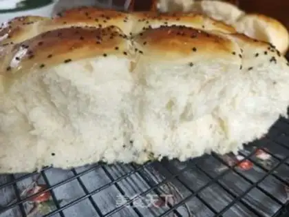 Make ♪ Bread at the bottom of honey step 41