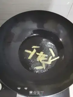 Make Orchid makes hot dogs step 3