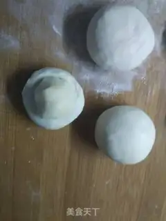Make Rose pancakes step 1