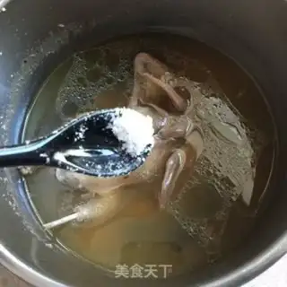 Make Ling Chi Dove soup step 7