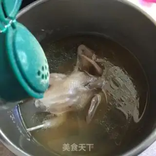 Make Ling Chi Dove soup step 8