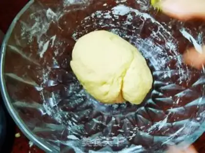 Make Egghand noodles step 2