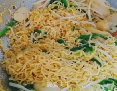 Make Fried noodles step 5