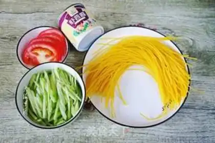 Make Roasted corn noodles step 1