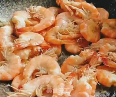 Make Shrimp fried beans step 3