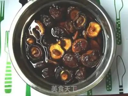Make Frozen meat buns step 1