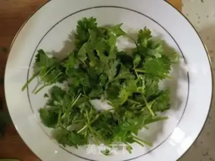 Make Piggy-ear cucumber step 3