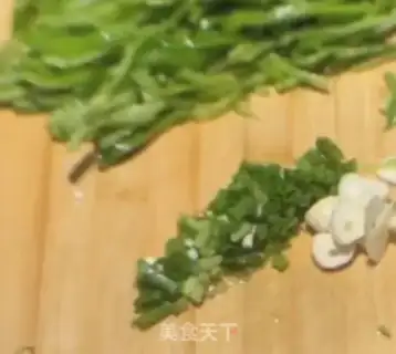 Make Peppers fried eggs step 0