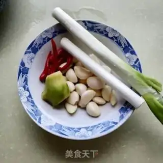 Make Garlic fan shrimp step 2