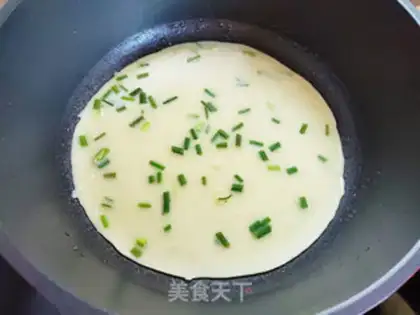 Make Onion omelet step 5