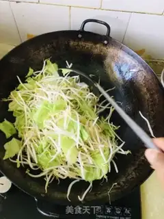 Make The green bean sprouts step 5