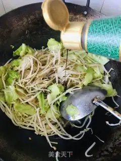 Make The green bean sprouts step 8