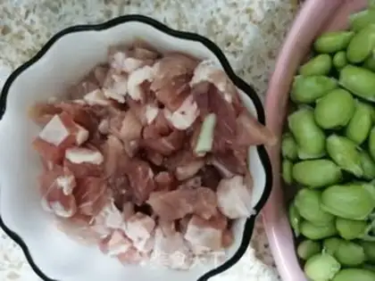 Make Meat and green beans step 1