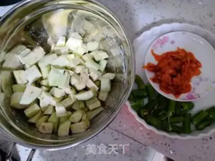 Make Hot cabbage cheese step 2