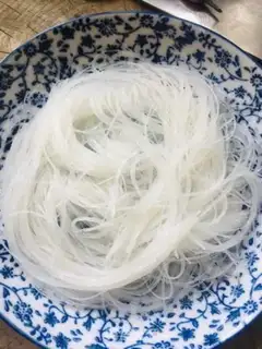 Make A garlic fan with a shrimp back step 2