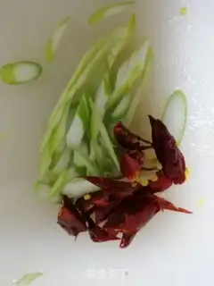 Make The original flower clam step 1