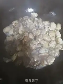 Make The original flower clam step 2