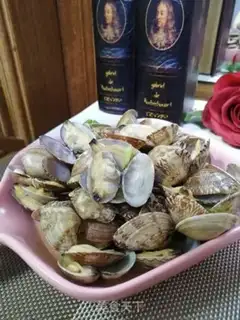Make The original flower clam step 4