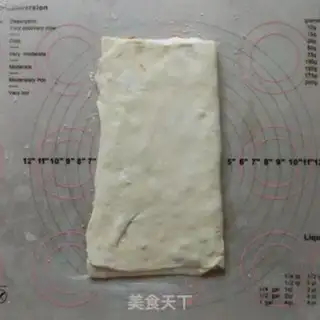 Make The pine roll step 8