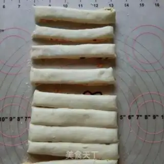 Make The pine roll step 9