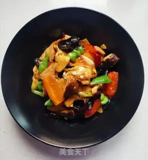 Make Scrambled eggs and mushrooms step 5