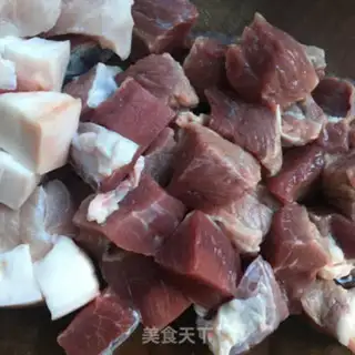 Make Red roast beef noodles step 3