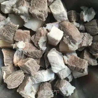 Make Red roast beef noodles step 4