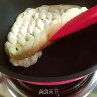 Make The pine roll step 14