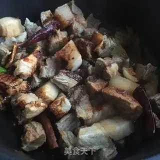 Make Red roast beef noodles step 8