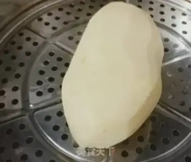 Make Potato souffle step 0