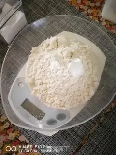 Make Coconut milk waffles step 1
