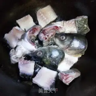 Make Sourfish head step 4