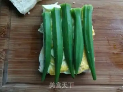 Make Eggs and ale sandwiches step 6