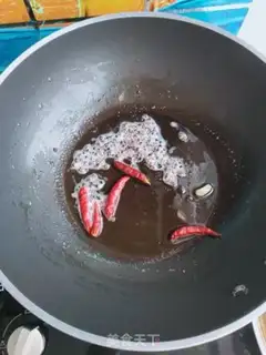 Make Spicy lobster step 8