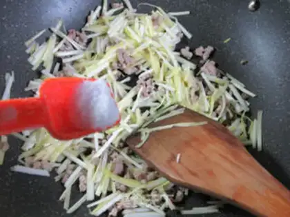 Make Meatloaf sprouts step 4