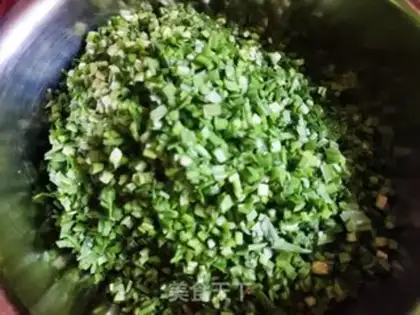 Make Shrimp egg dumplings step 2