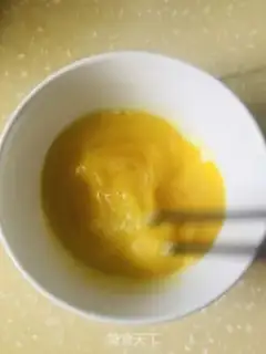 Make Tomato fried eggs step 0