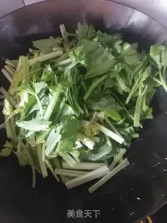Make Celery fried dry step 6